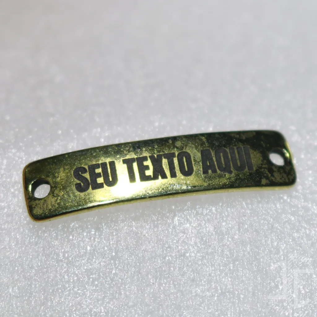 Medalha de identificação animal - Retangular 8mm por 30mm - Dourada - Imagem 4