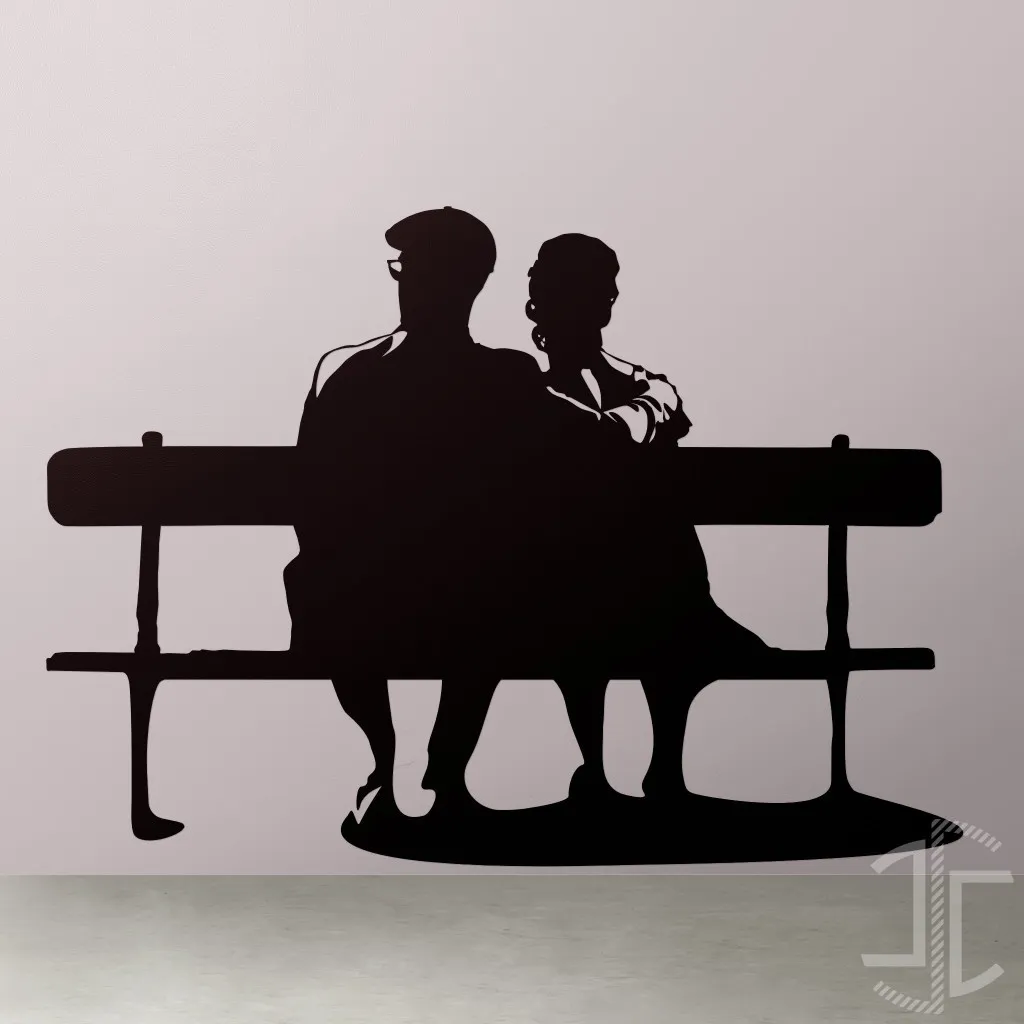 Silhueta de casal sentado em banco de jardim - Ficheiro Digital