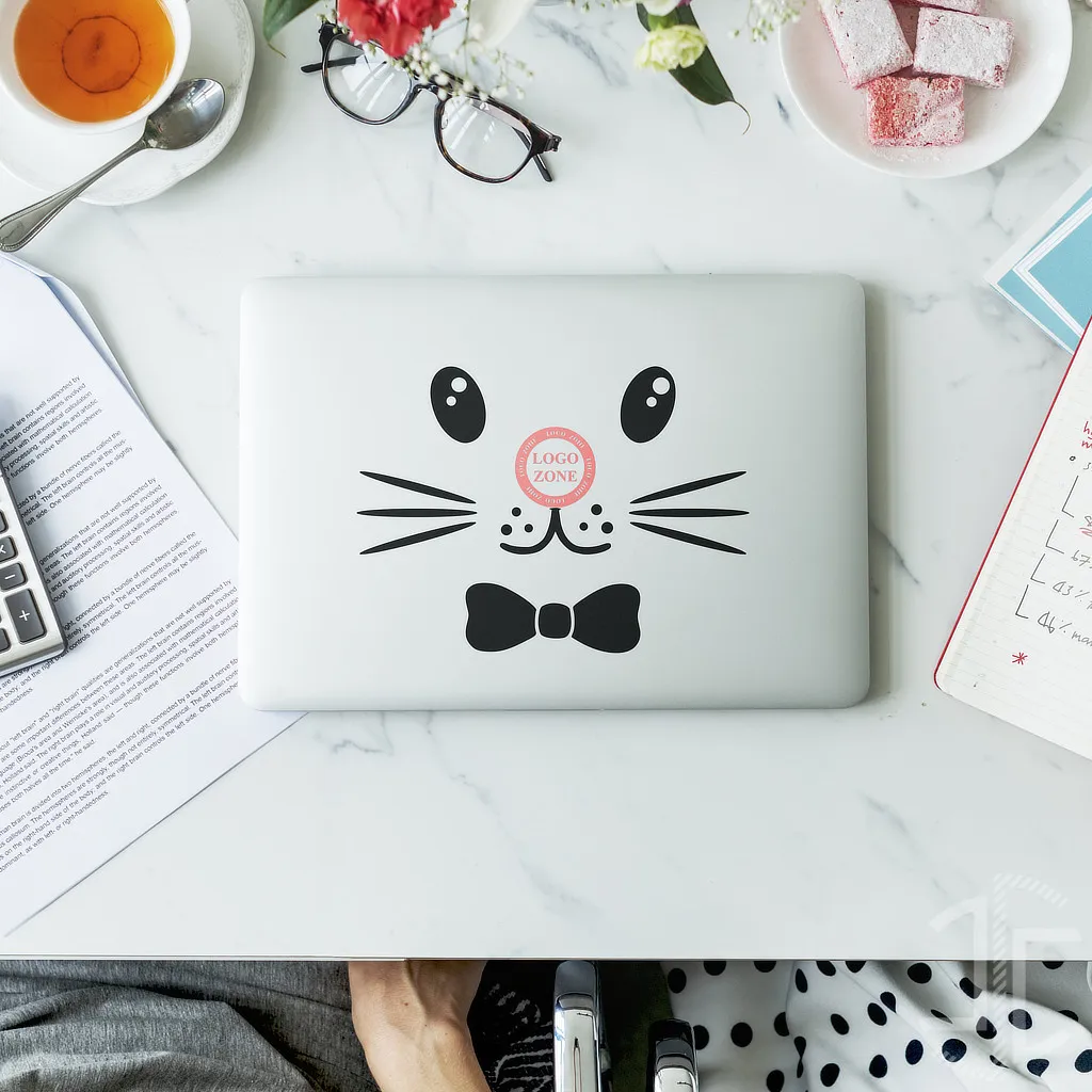 Bigodes fofos  - Autocolante em Vinil